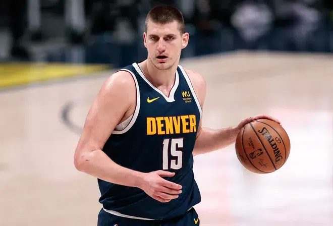 Nikola Jokic. Sérvio não aceitou a convocação para a Copa do Mundo de Basquete