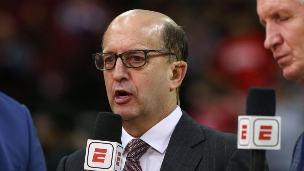 Jeff Van Gundy, quando trabalhava na ESPN. Ele será da comissão do Boston Celtics