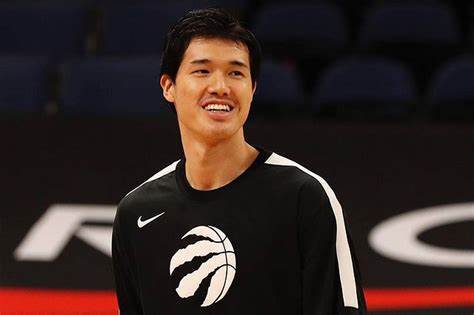 Yuta Watanabe, jogador do Phoenix Suns