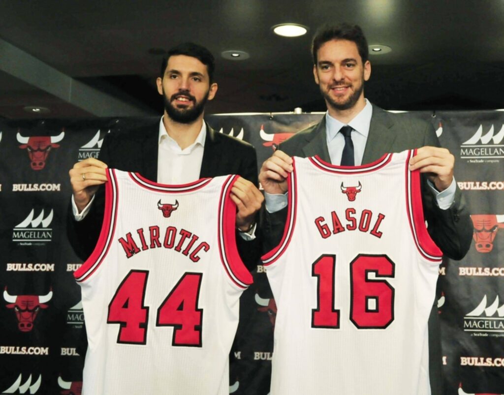 Nikola Mirotic e Pau Gasol