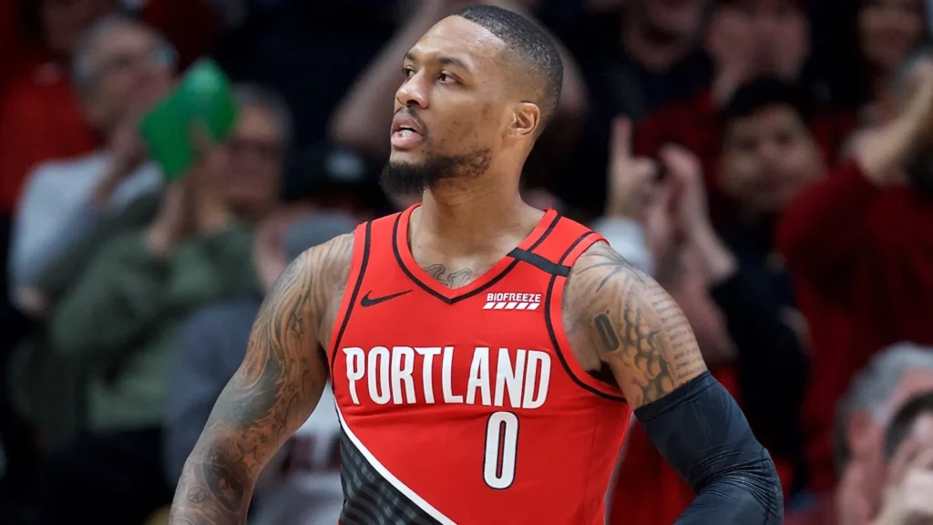 Damian Lillard trocou de camisa na NBA: sai dos Blazers, vai para os Bucks