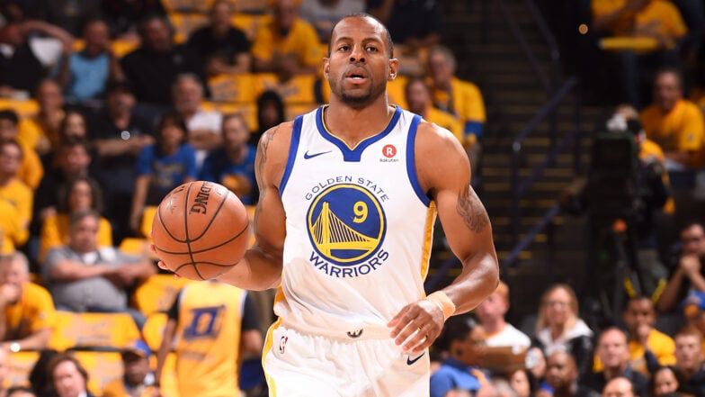 Andre Iguodala, que anunciou a sua aposentadoria da NBA, foi ídolo nos Warriors